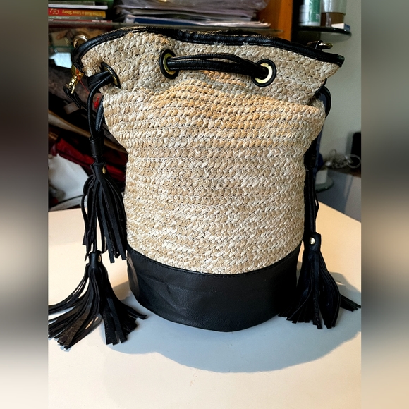 Rare finding -Imported premium quality duffle bag with drawstring-NOATD 8831628 - Picture 3 of 15